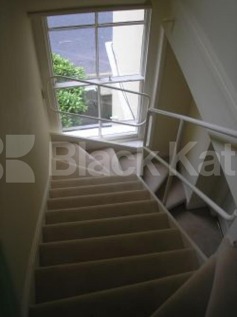 			2 Bedroom, 1 bath, 1 reception Flat			 Regents Park Road, REGENTS PARK NW1